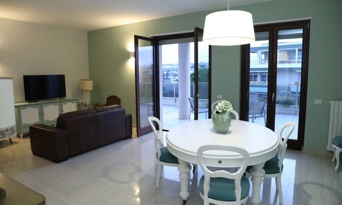 Trani Casa | Green Penthouse Maison & Suite, Member of Relaxury