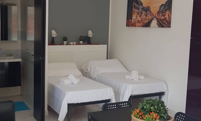 Paderno Dugnano Apartamento | BNBOOK-ZONA VERDE ESTUDIO