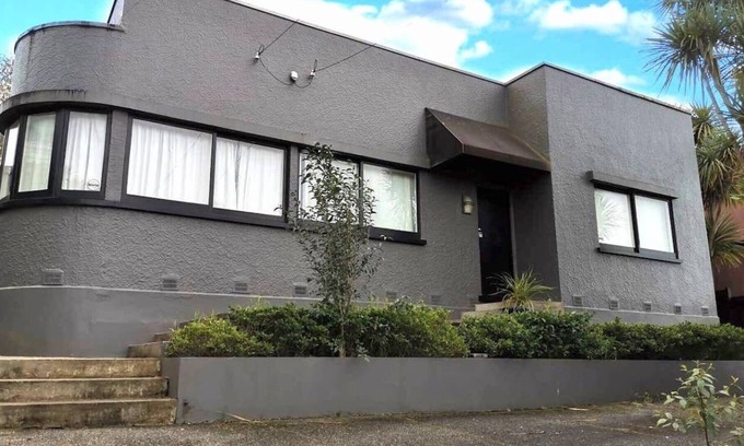 Greenlane Casa | Greenlane entire big house up to 11 guests