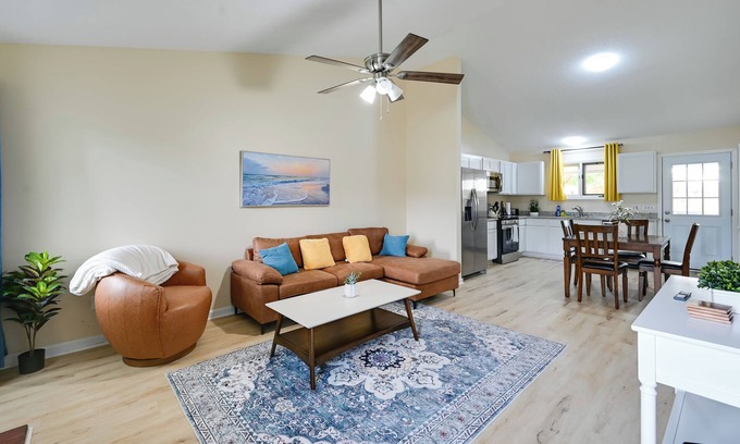 Greenville Casa | Greenville Getaway: Close to Campus + Stadium!