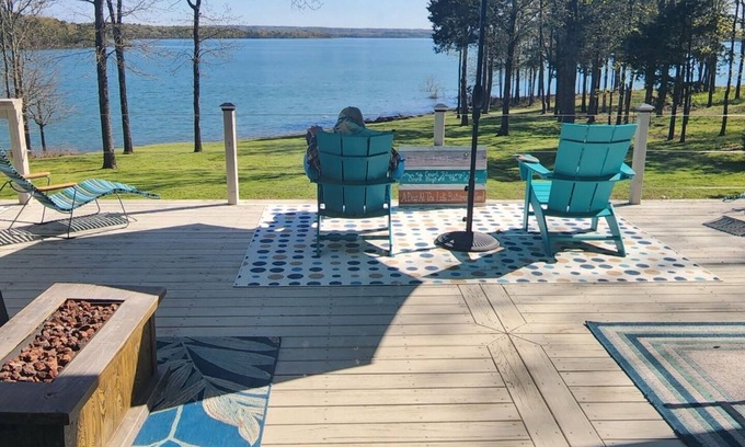 Drasco Complejo | Greers Ferry Lake House Perfect for Solar Eclipse!