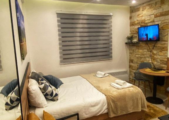 Lisina Apartamento | Grizzly Milmari