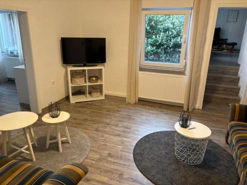 Menden Apartamento | Große 100qm Wohnung für 6 Personen in der Altstadt