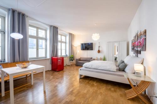 Wilsdruffer Vorstadt/Seevorstadt-West Apartamento | Große Altstadtwohnung in TOP Lage Zentrum