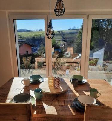 Nettersheim Apartamento | Große Auszeit Eifel mit Sauna, Kamin und Terrasse