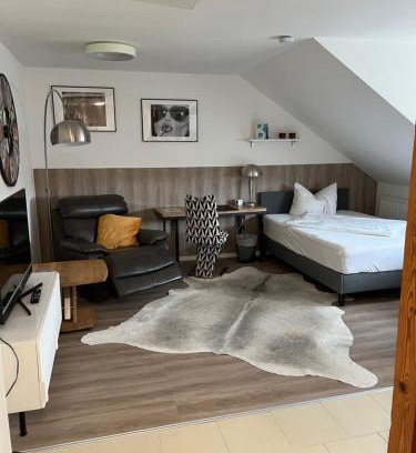 Fuerth Apartamento | Große gemütliche Ferienwohnung mit Klimaanlage, Parkplatz inklusive TOP !