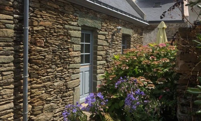 Groix Casa | Groix Locmaria, charming house a few steps from the beach