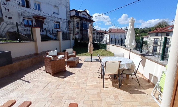 Comillas City Center Apartamento | apartamento de planta baja en el casco histórico de comillas con terraza privada