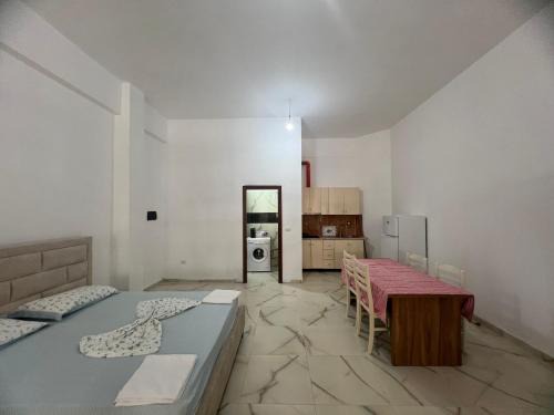 Orikum Apartamento | Ground Floor Comfort Studios - Spacious & Modern