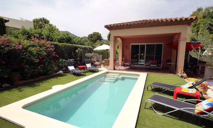 Mont-roig del Camp Apartamento | Ground floor in Golf de Bonmont with private swimming pool