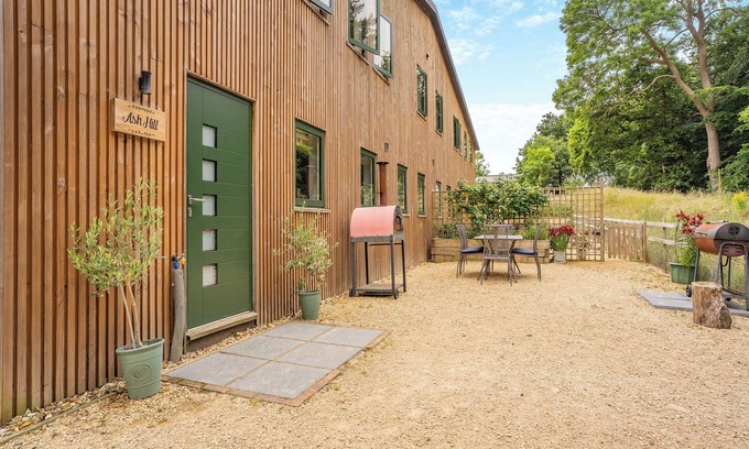 New Forest District Cabaña | Ground Floor: Open plan living space.