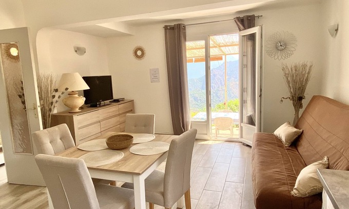 Piana Apartamento | Alquiler de una planta baja de villa en Piana