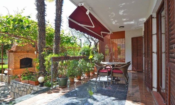 Rovinj Apartamento | Retiro en planta baja con barbacoa