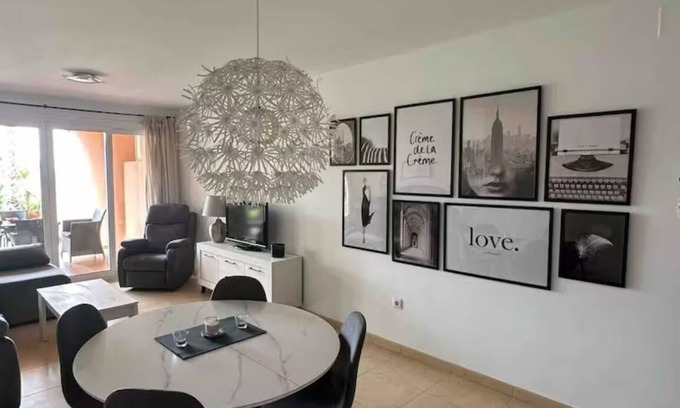 Los Martinez Apartamento | Ground floor South facing apartment