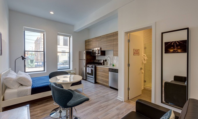 River West Apartamento | Ground Floor Studios in Chicago by 747 Lofts