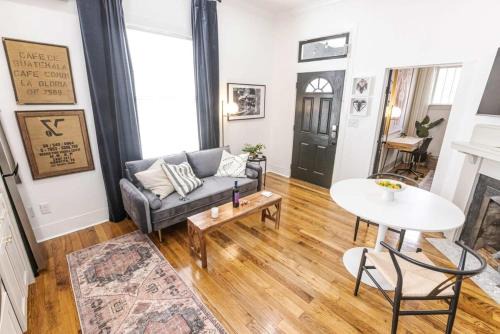 Downtown Casa | Group-Friendly Lafayette Stay