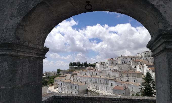 Monte Sant'Angelo Condominio | Grupo de vacaciones en pequeñas casas en el centro histórico.