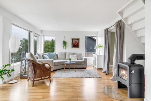 Tromso Apartamento | Groups & Family Getaway I FREE Parking