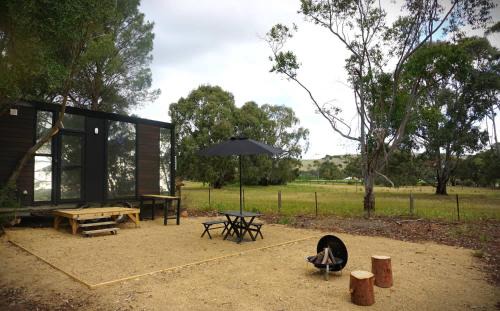 Willunga South Casa | Grove at Peasant Farm by Tiny Away