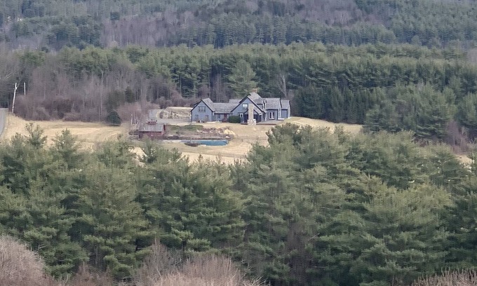 Great Barrington Casa | Gt. Barrington Compound w/ Scenic Mountain View(s)