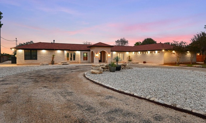 Kerrville Casa | Guadalupe Bluff Mediterranean - Hot tub - Gorgeous views of the Guadalupe!