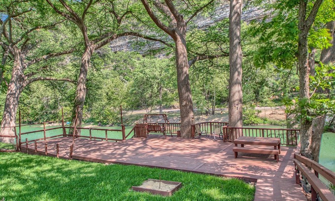 New Braunfels Casa | Guadalupe Riverfront Home! Multi level deck, fire pit. pool table & 2 dogs!