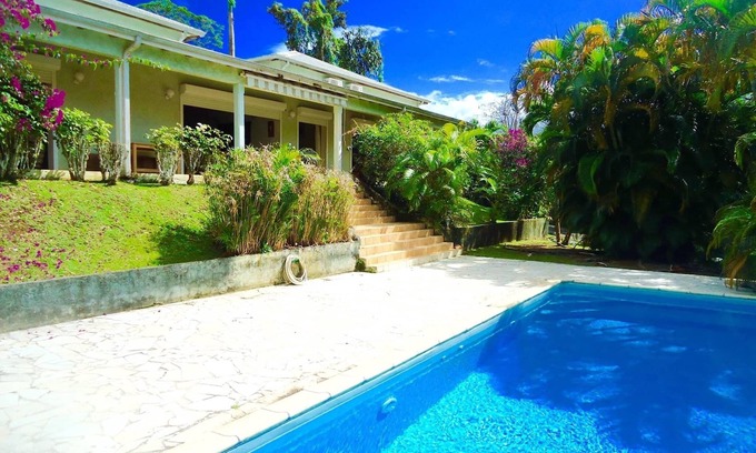 Petit-Bourg Villa | GUADALUPE - Hermosa villa independiente de 300m2 en paz con piscina