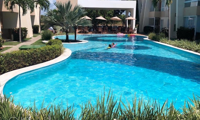 Jenipabu Apartamento | Guarajuba Porto Smeralda - Terreo, nascente e ventilado