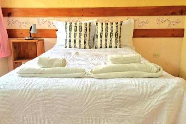 Santa Cruz La Laguna Casa | GuateMia Lake Front Starlink Wifi