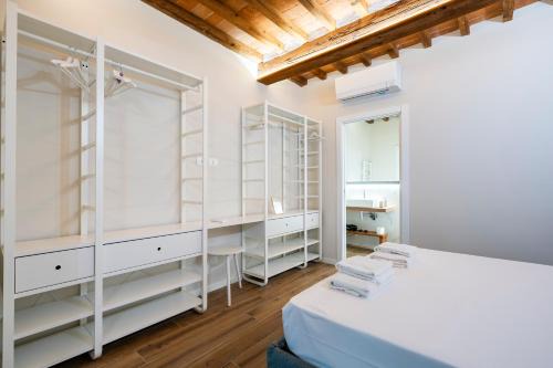 San Lorenzo Apartamento | Guelfa 4 Guests with terrace, AC & Wi-Fi