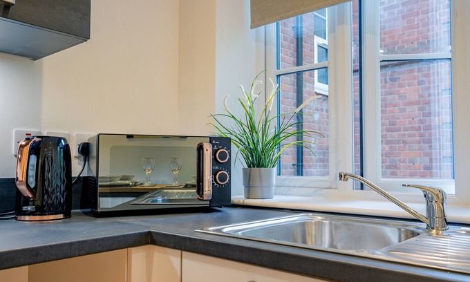 Rugby Apartamento | Guest Homes | Stylish One Bed Flat