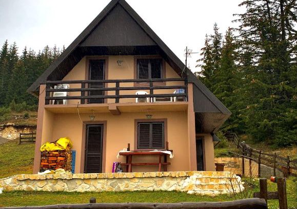 Razvrsje Casa | Guest House Đina