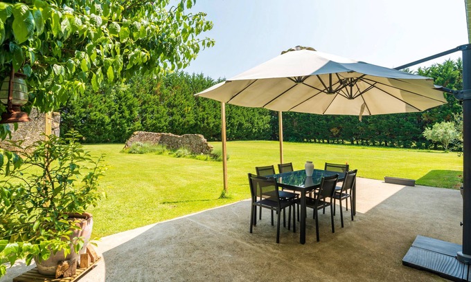 Mauleon-d'Armagnac Cama Y Desayuno | Casa de huéspedes 'Chambre Balneo' con terraza privada, Wi-Fi y aire acondicionado