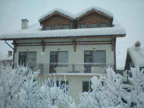 Dobrinishte Casa | Guest House Garbevi