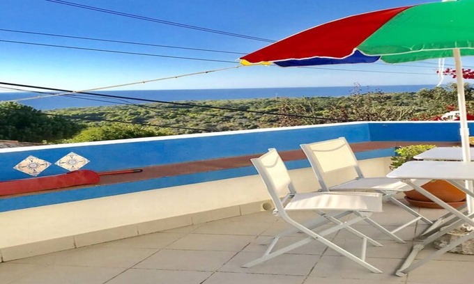 Almocageme Casa | Guest house in Almocageme/Colares above the Adraga beach