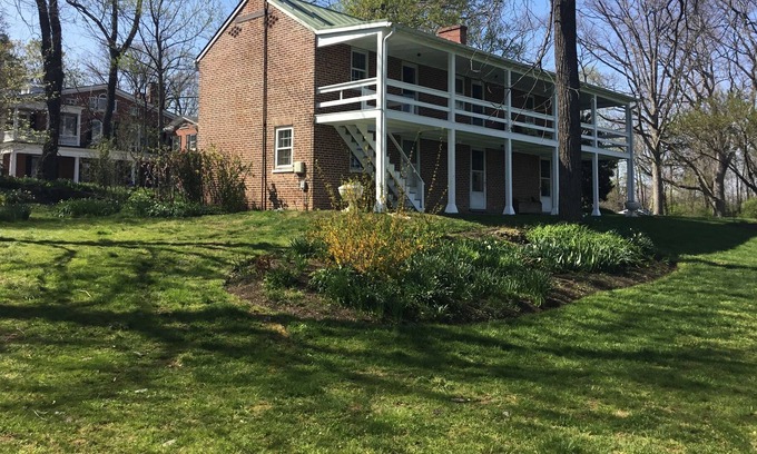 Leesburg Casa | Cuartos de huéspedes en el histórico Rockland