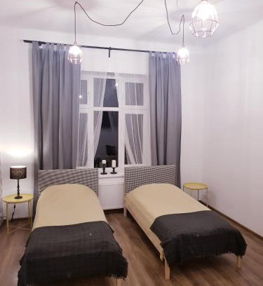 Kielce Casa | Guest Room RÓWNA