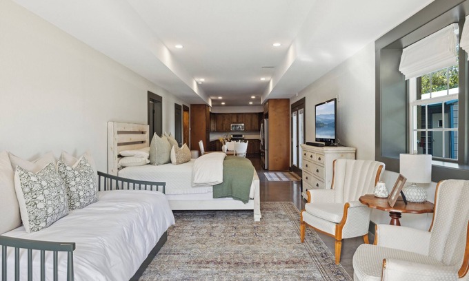 Louisville Casa | Guest Suite at Spruce Hill