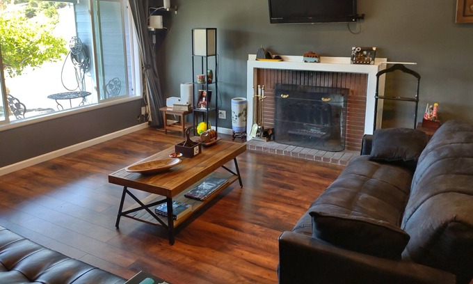 Corte Madera Casa | Guest Suite Mountain View close to Sausalito , Marin Headlines ,Mnt. Tam & S.F