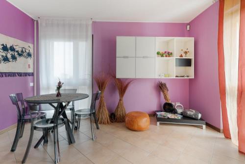 Milan Apartamento | GuestHost - Bisceglie M1 Balcony Apartment