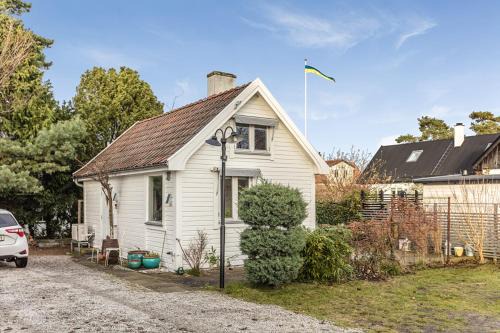 Hollviken Casa | Guesthouse close to the beaches in Höllviken