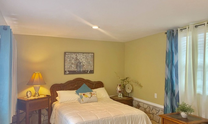 Harbor Apartamento | Guesthouse near LAX & Long Beach Airport