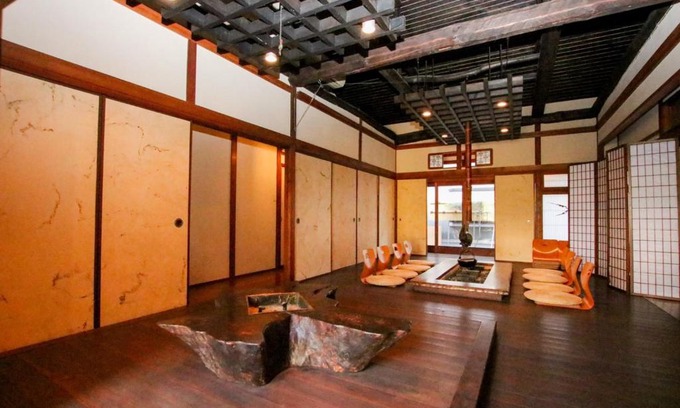 Masaki-cho Casa | Guesthouse Omoya-全個室-囲炉裏のぬくもりと共にグループの絆を深める古民家宿でゆっくりとした時間を-6名部屋-6名部屋-8名部屋-最大20名-ペット同伴可は一室のみ-