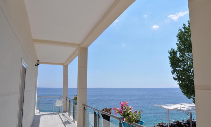 Dhermi Casa | Guesthouse Riviera "XH&M" Dhermi