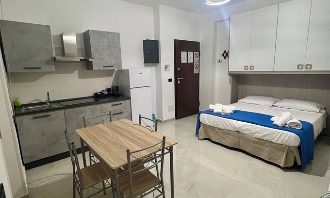 Scalea Cama Y Desayuno | Guesthouse the barber's store