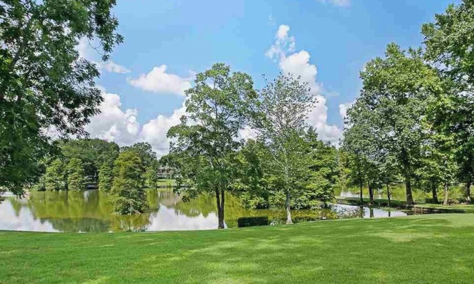 South Baton Rouge Cabaña | Guesthouse w Lake Access Private Retreat - Historic Highland Rd Home Sweet Home”