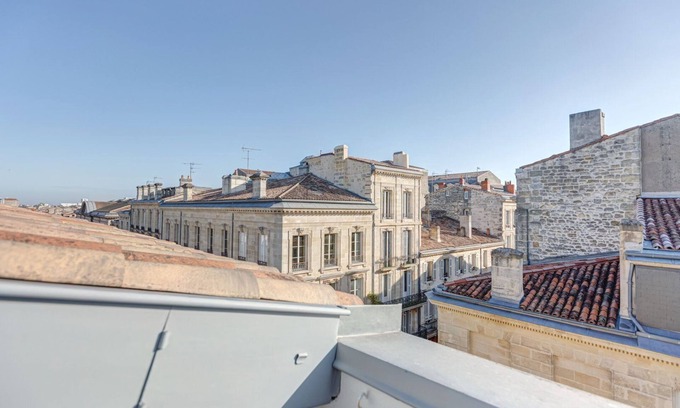 Meriadeck Apartamento | GuestReady - Beautiful Hideaway in Downtown