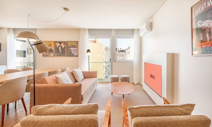 Lisbon Old Town Apartamento | GuestReady - Elias Garcia 5A