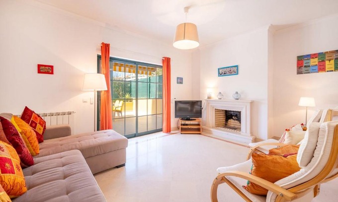 Carcavelos Apartamento | GuestReady - Near Carcavelos Beach