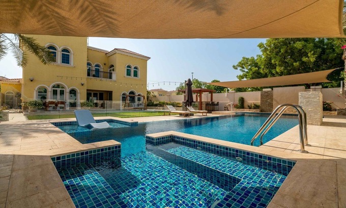 Jumeirah Park Villa | GuestReady - Retiro en una villa del parque Jumeirah